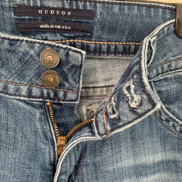 Women’s Jeans - Picture 3 of 6